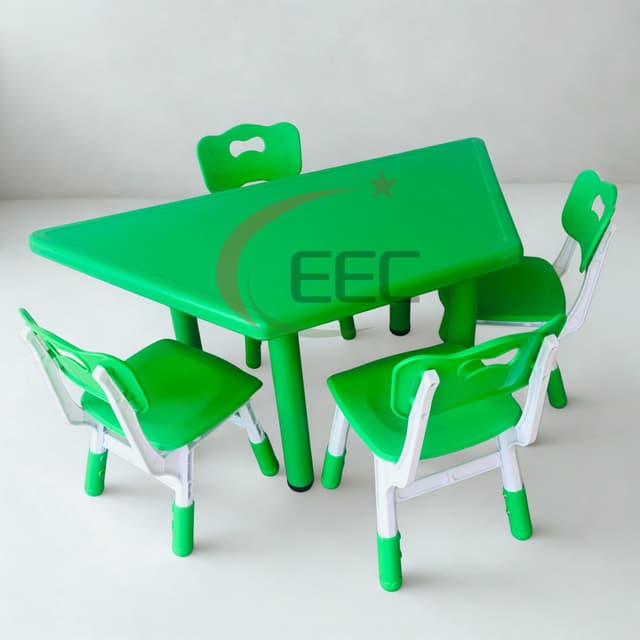 Meja Kursi TK Segi Lima Hijau